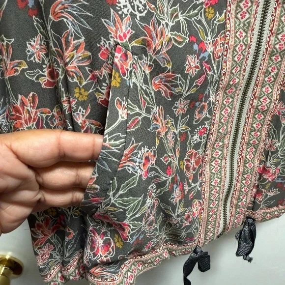 Free People Winlflowers Printed Cinched Kimono Zip Up Jacket Art XS/S Oversized - Picture 5 of 8